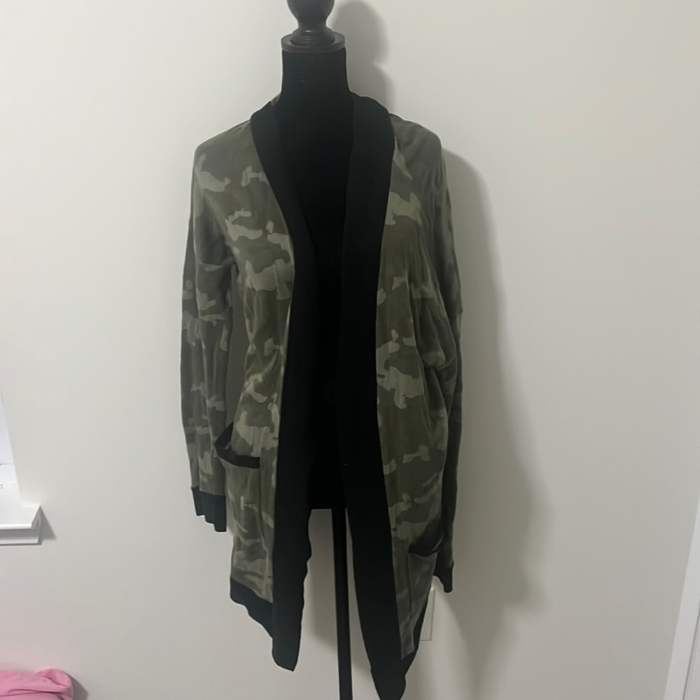 Express Camouflage Cardigan M
